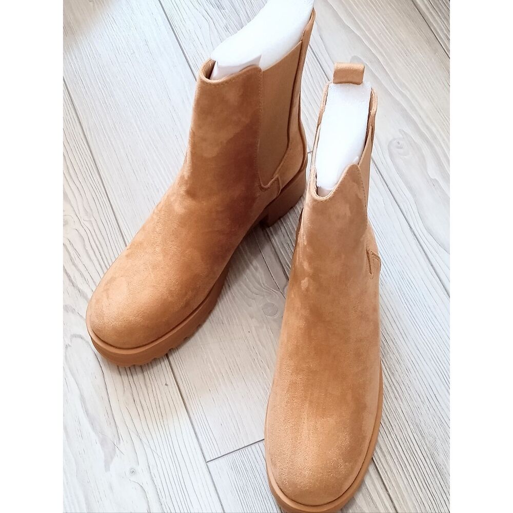 (C-4679) ZBY Women's Chelsea Boots Sz 8